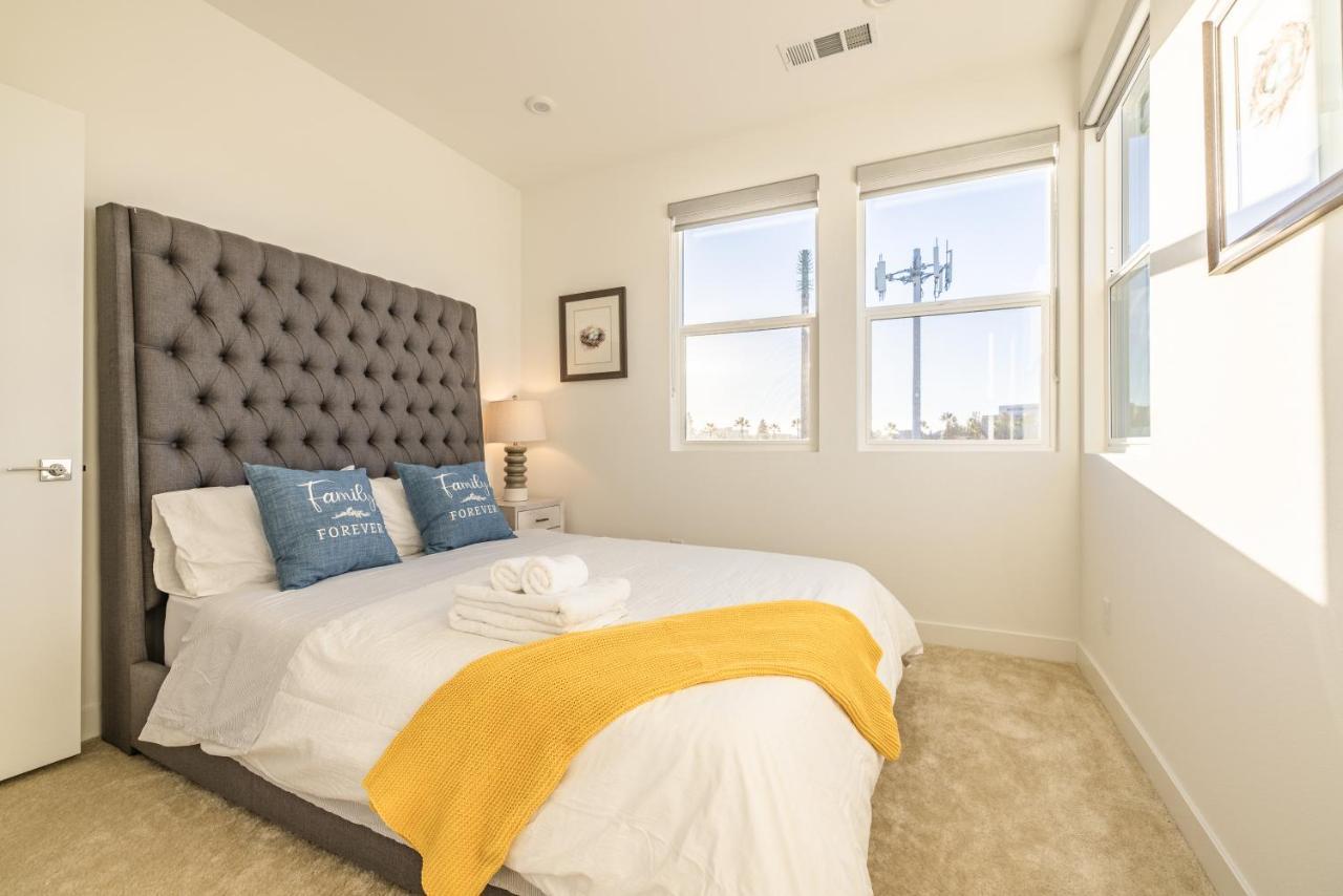 Disney Firework View 3 Bedrooms Townhouse Kitchen Fast Wifi Anaheim Bagian luar foto